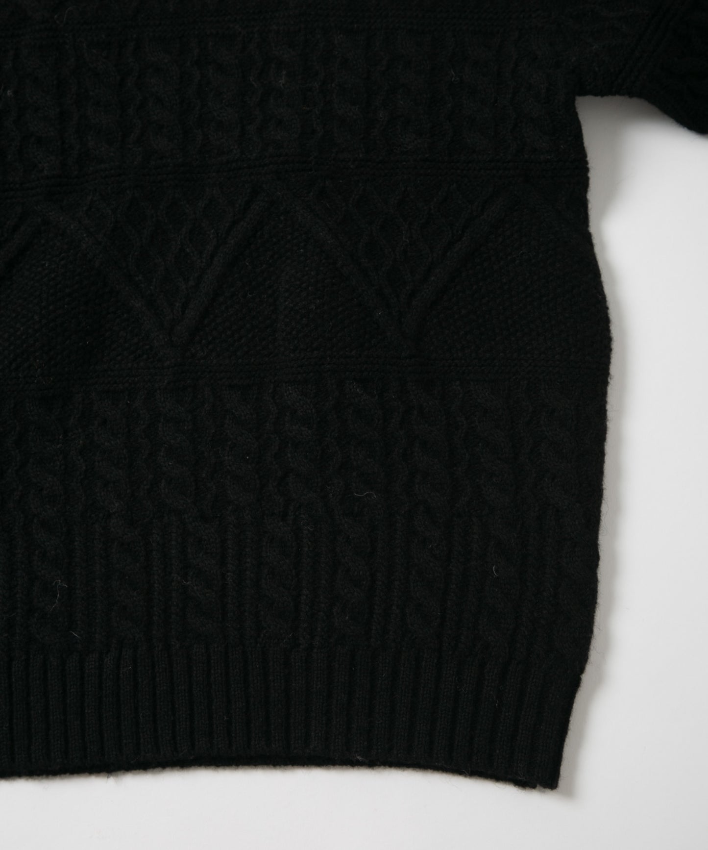 5G Aran pattern Crew Knit