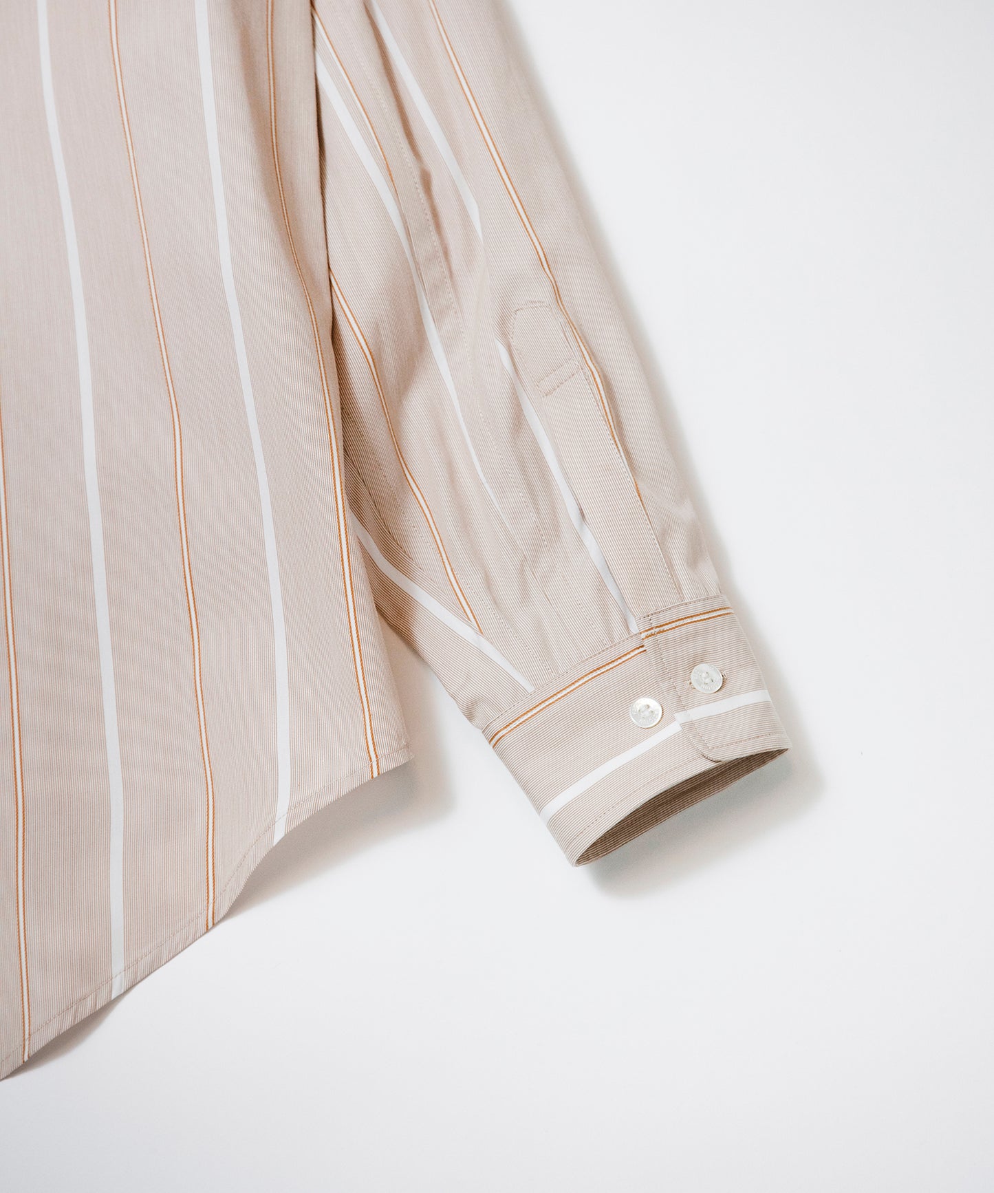 CL Stripe Round Hem Shirt