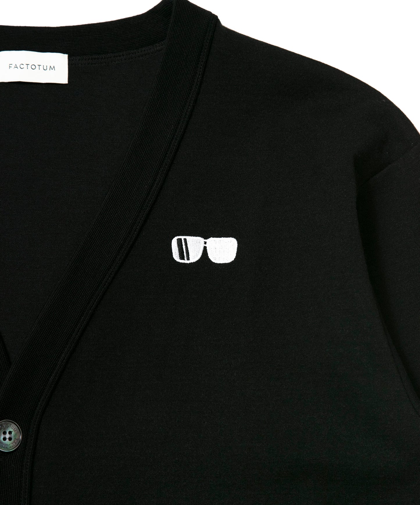 AW Punch V- Neck C/N