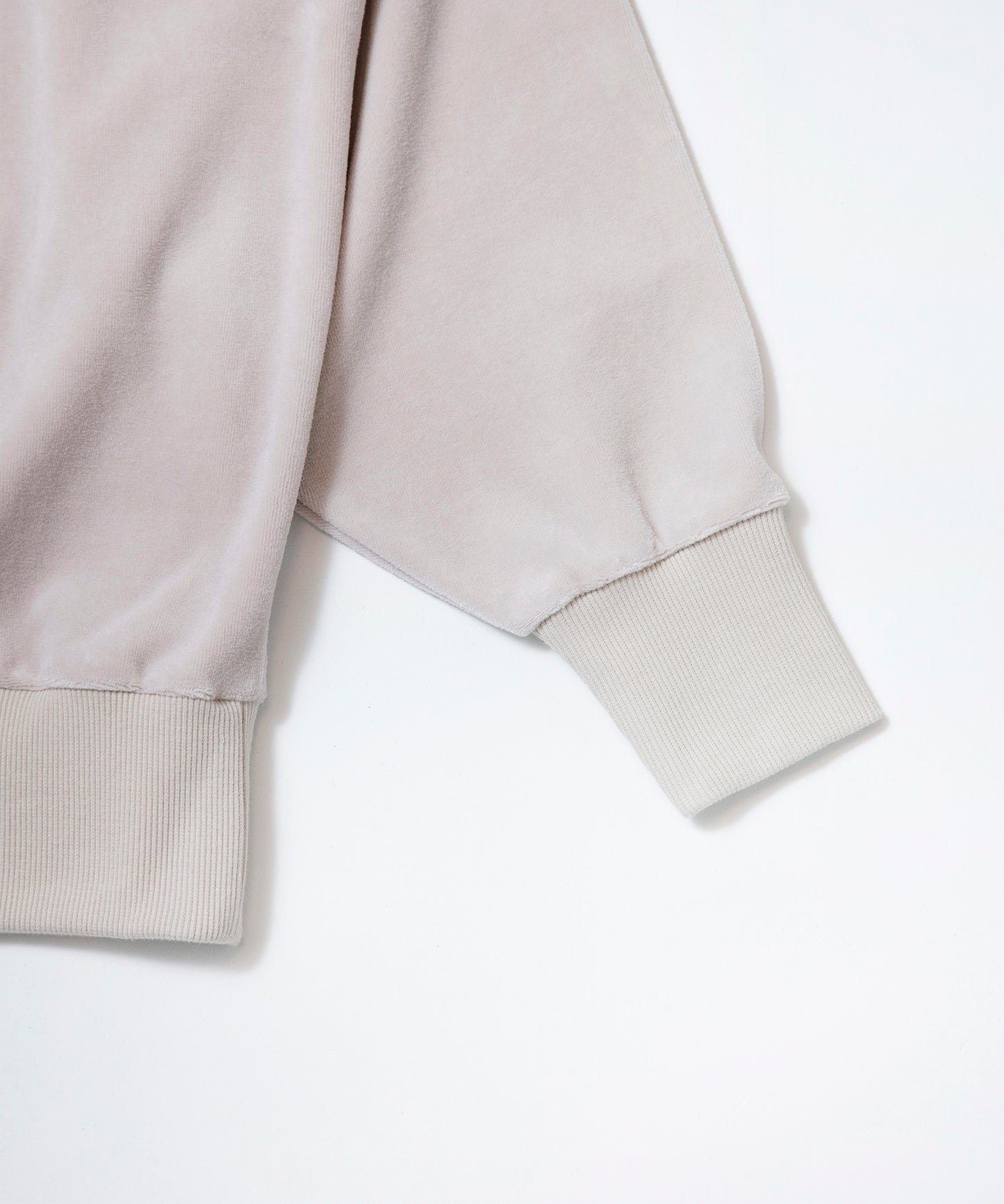 Heavy velor V-neck L/S