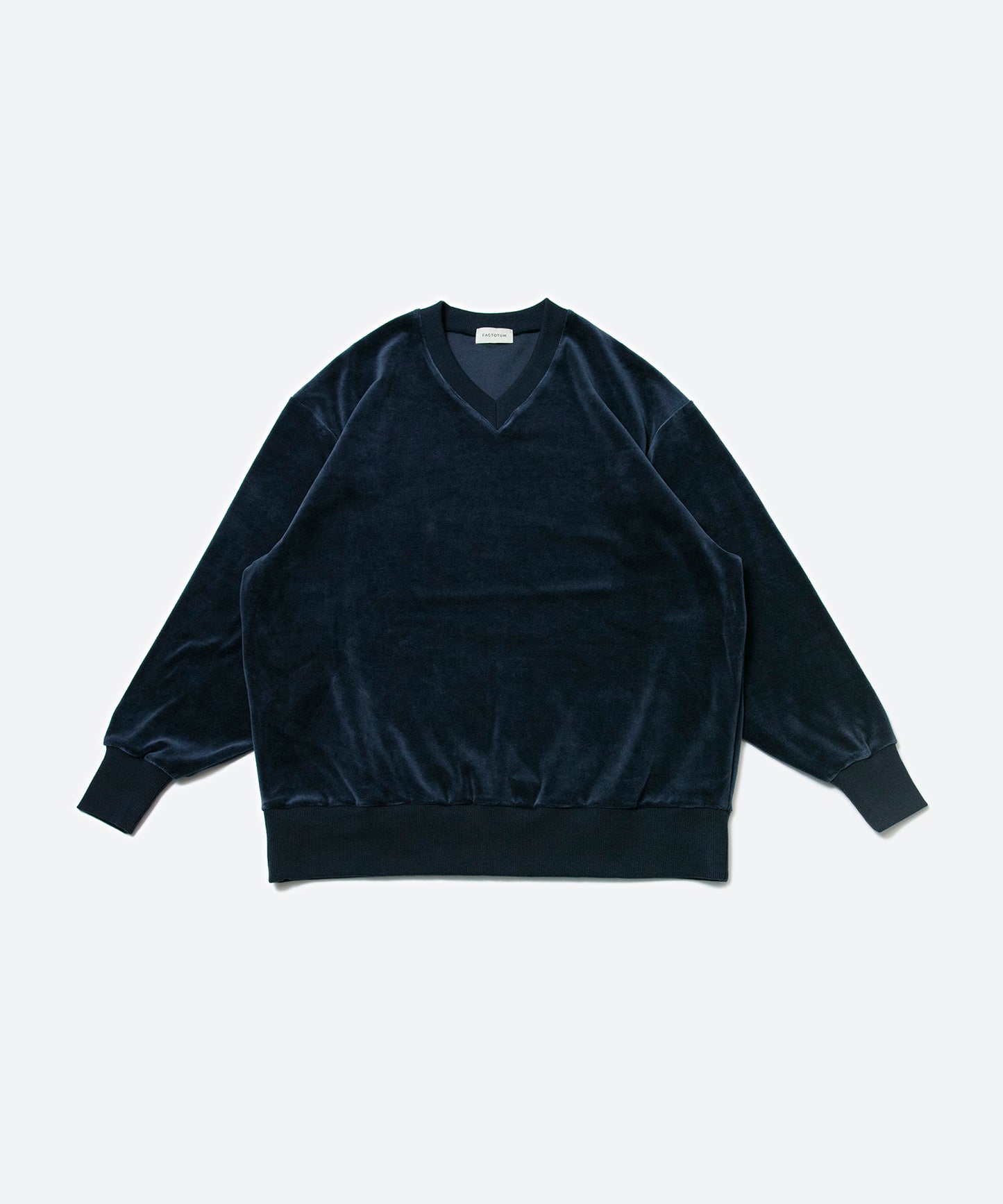Heavy velor V-neck L/S