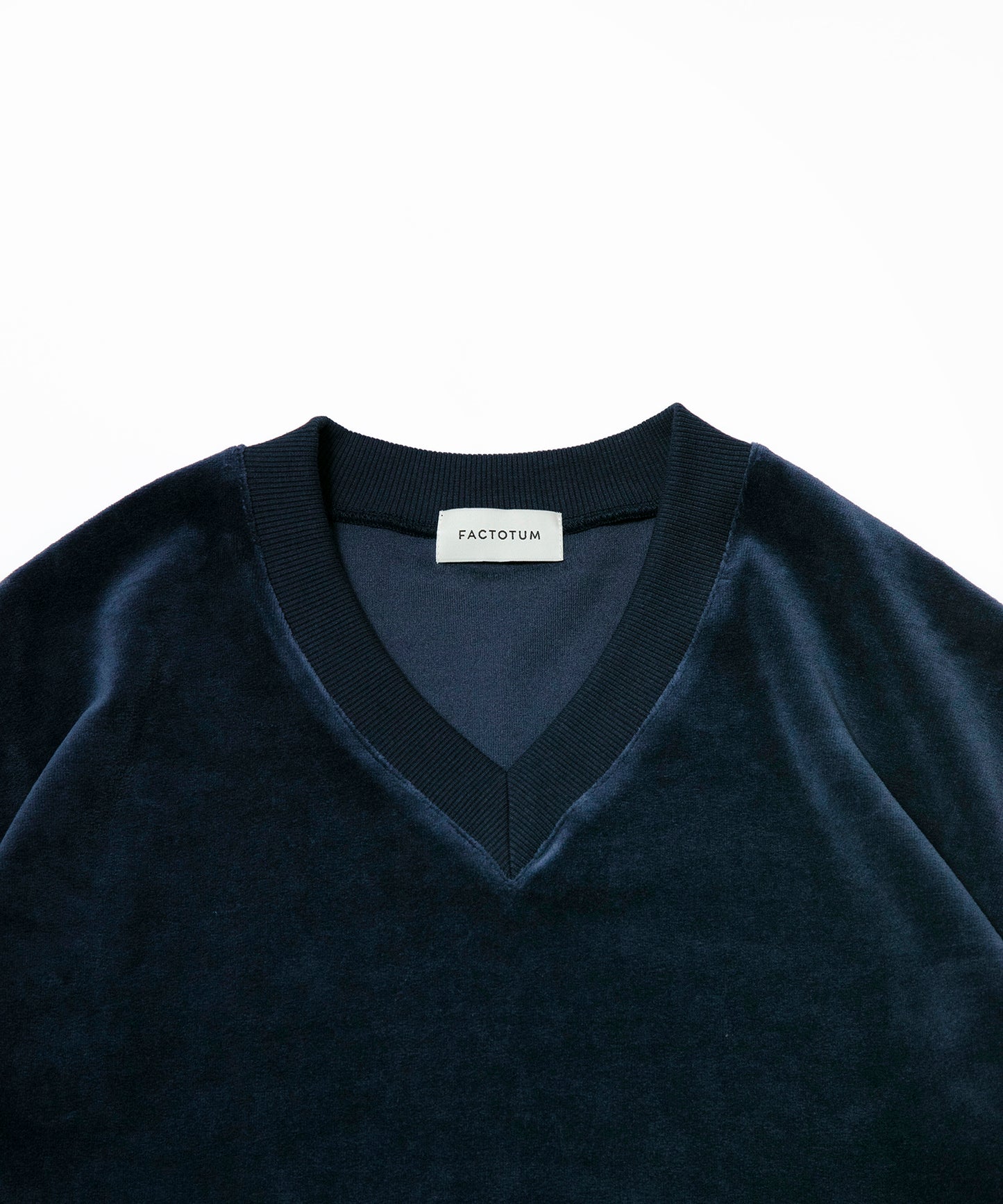 Heavy velor V-neck L/S
