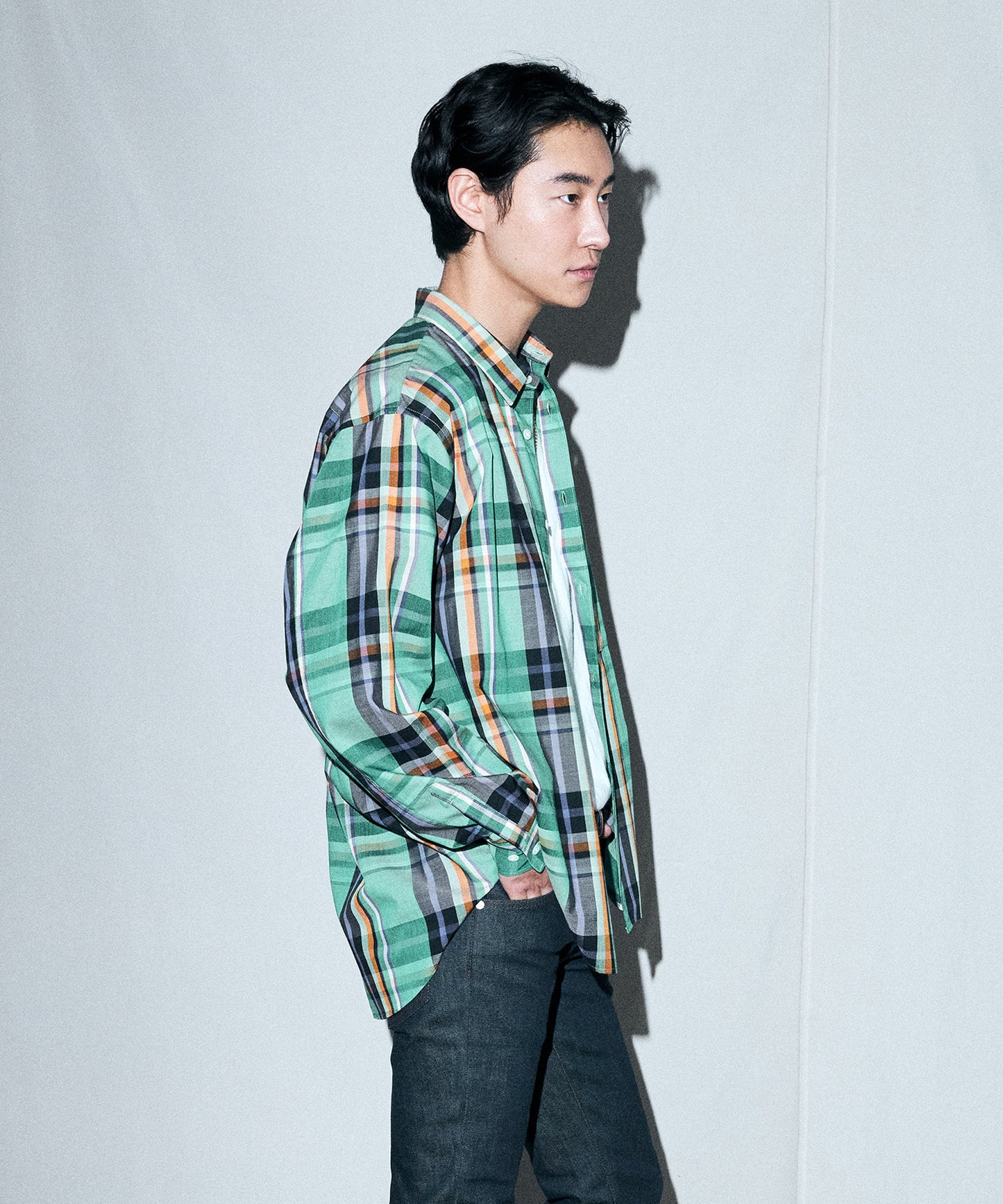 POLY/RAYON Round Hem Shirt