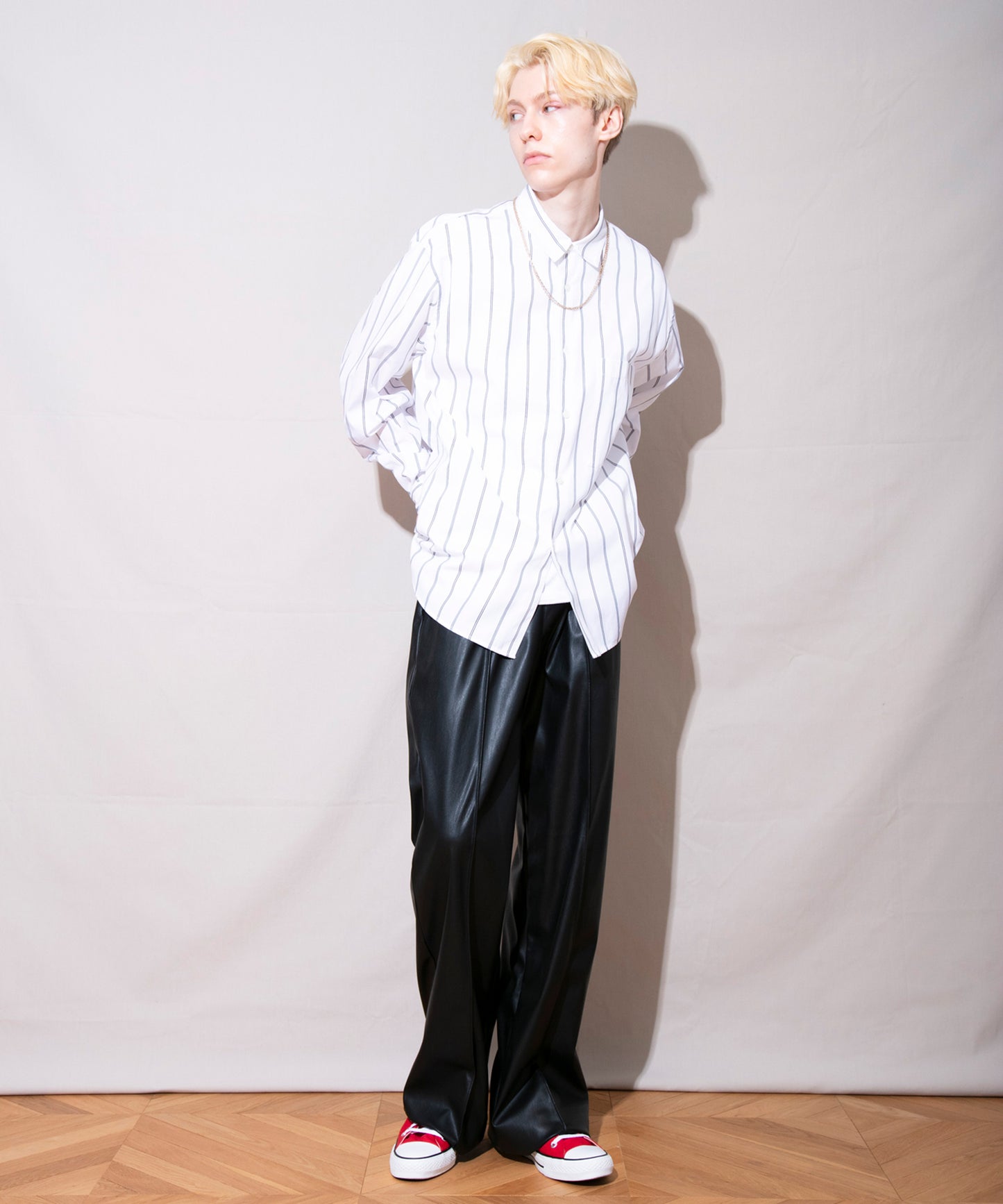 CL Stripe Round Hem Shirt
