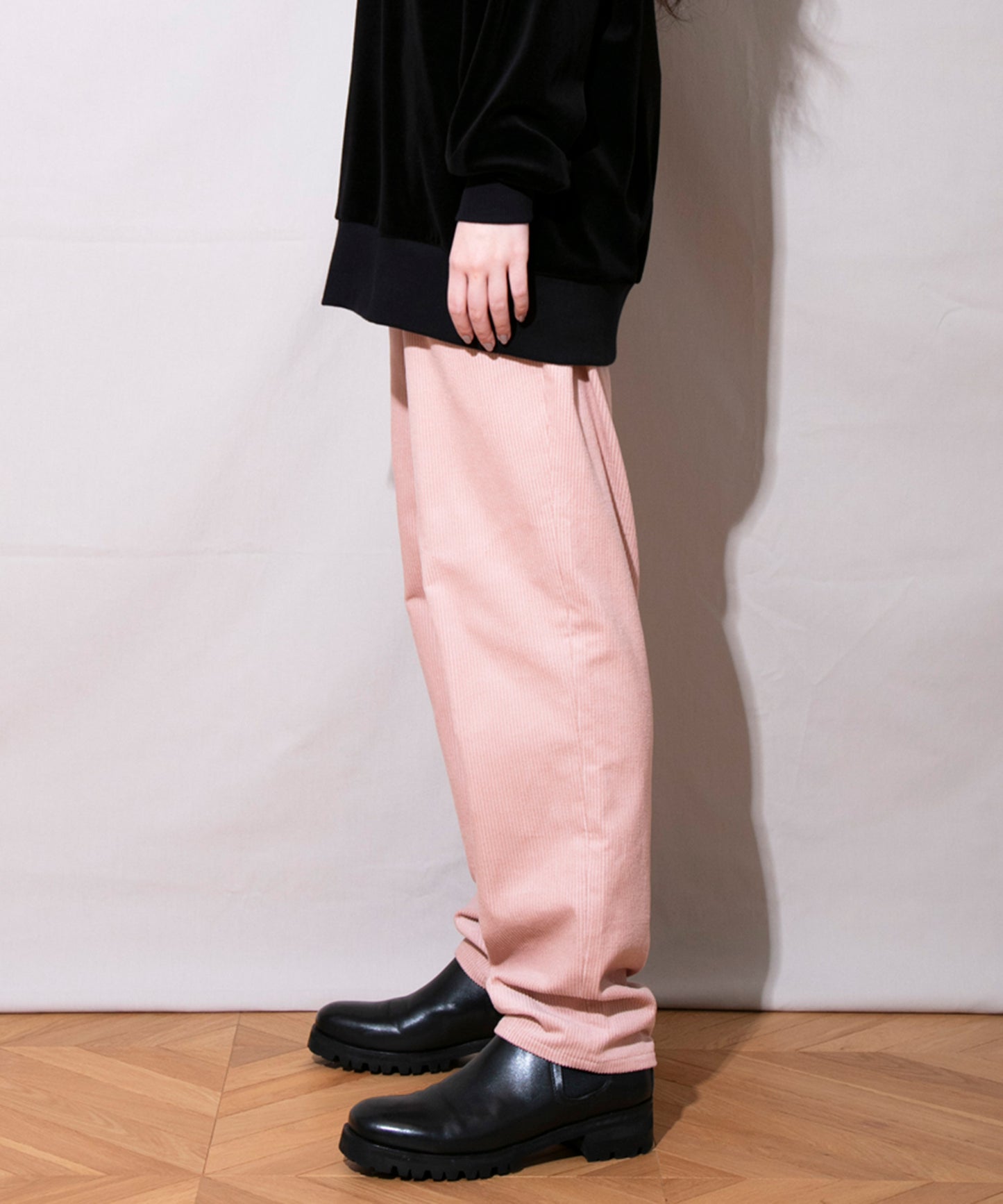 8W Corduroy 1P Tapered Pants