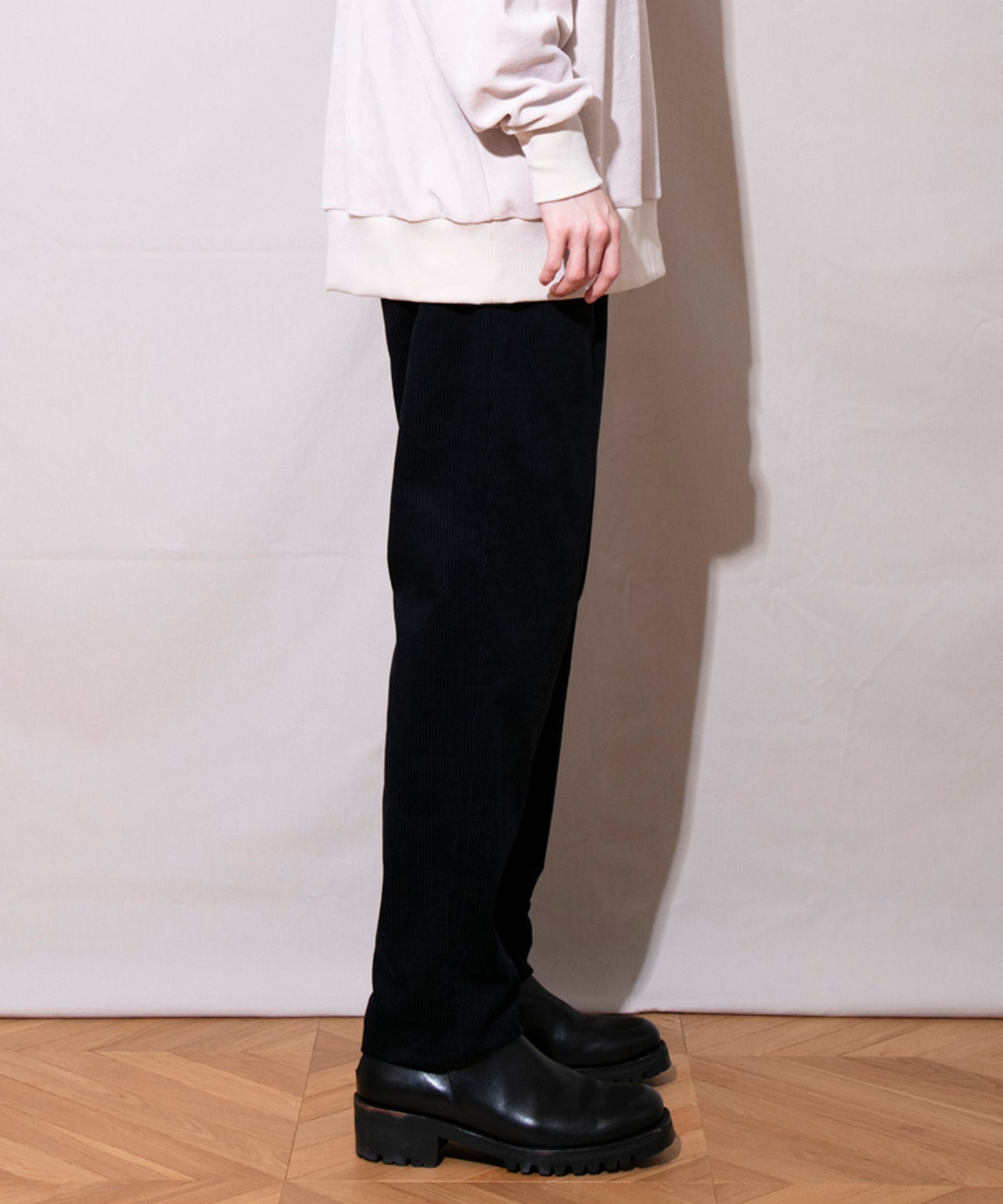 8W Corduroy 1P Tapered Pants