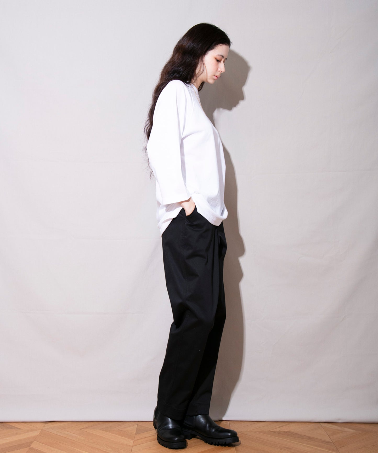 Relaxed fit raglan T
