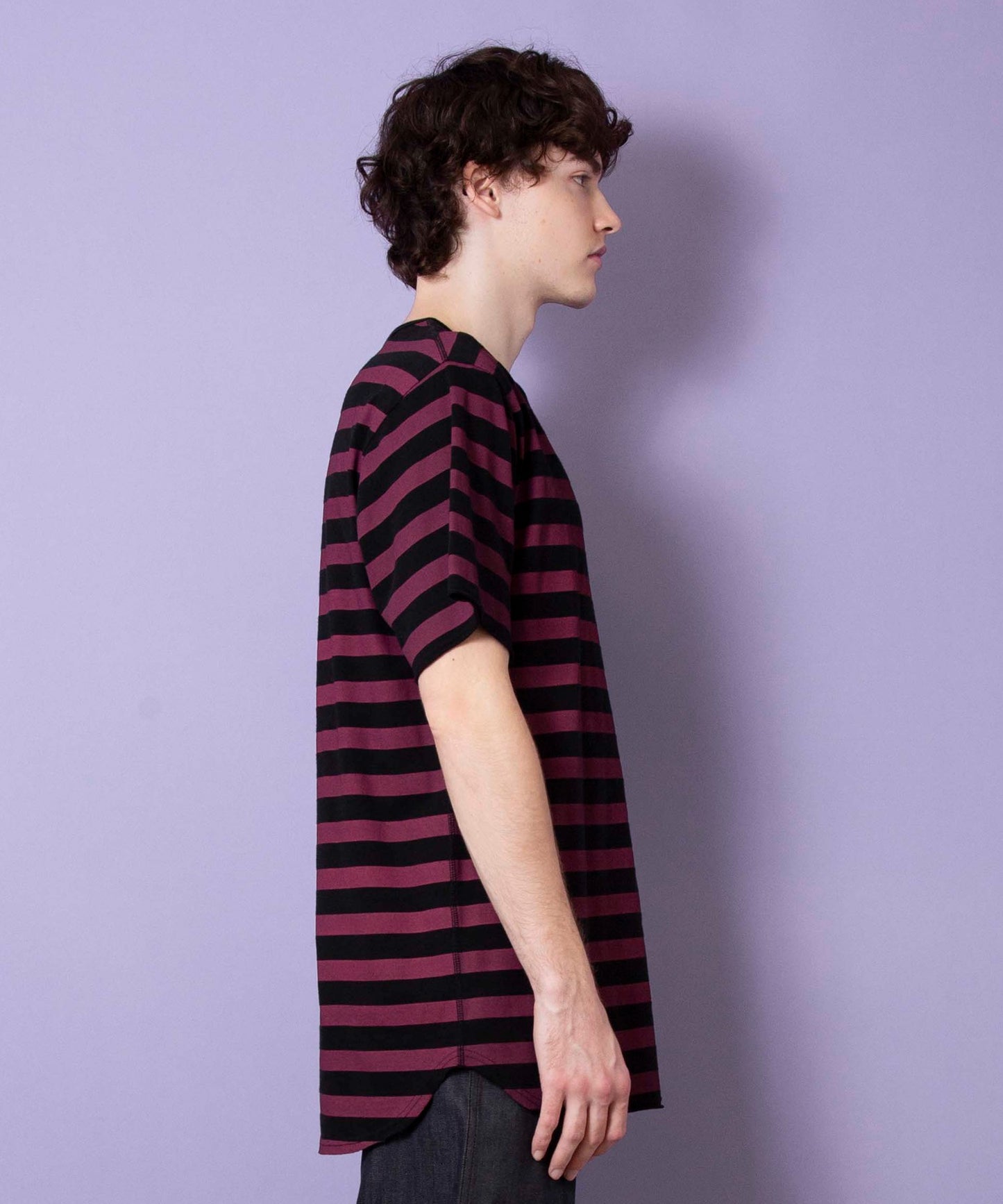 Pigment dye border print T-shirt