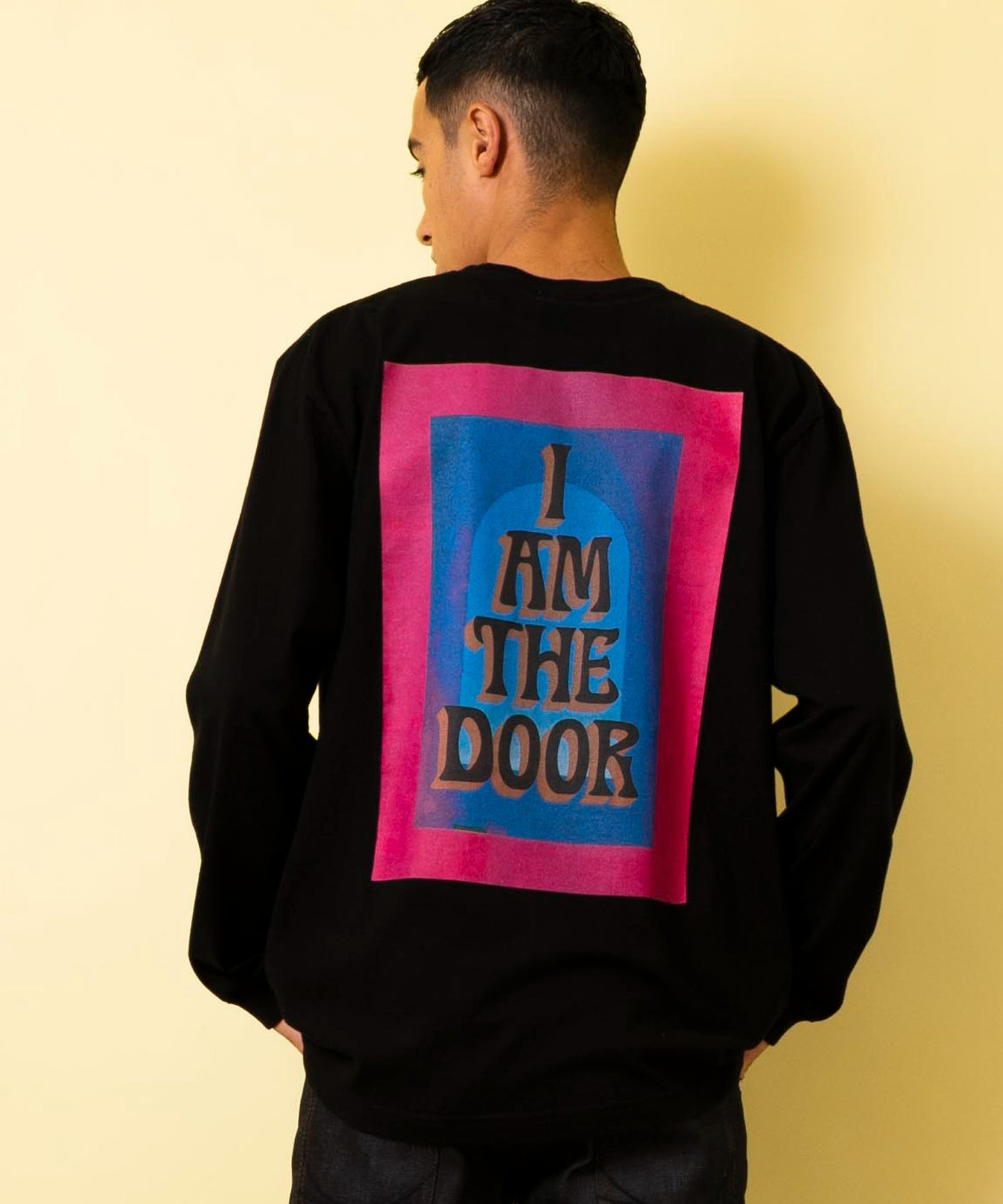 Heavy weight print T L/S DOOR