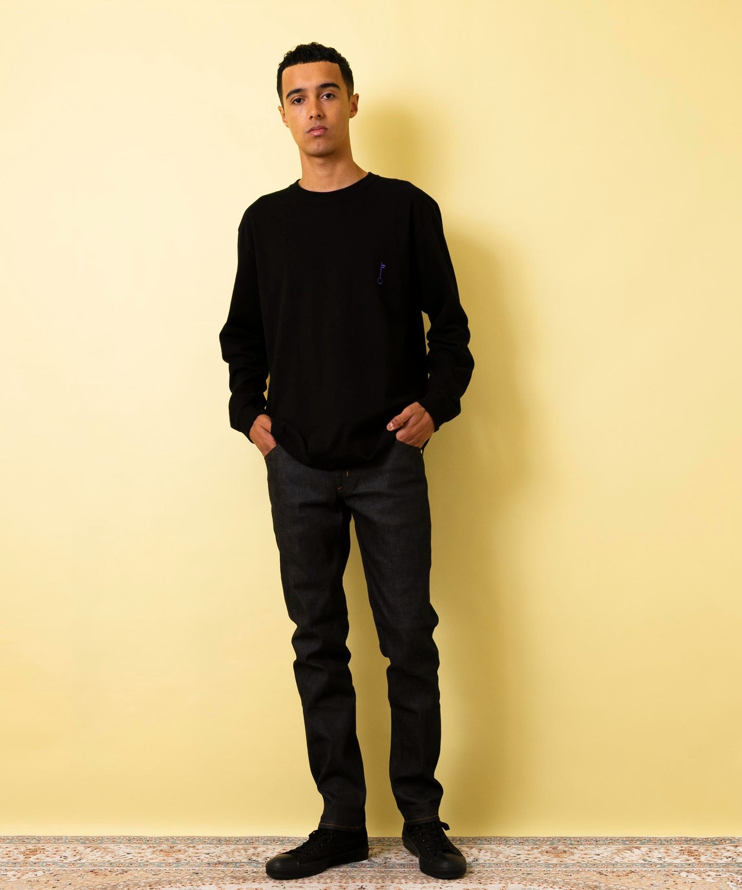 Heavy weight print T L/S DOOR