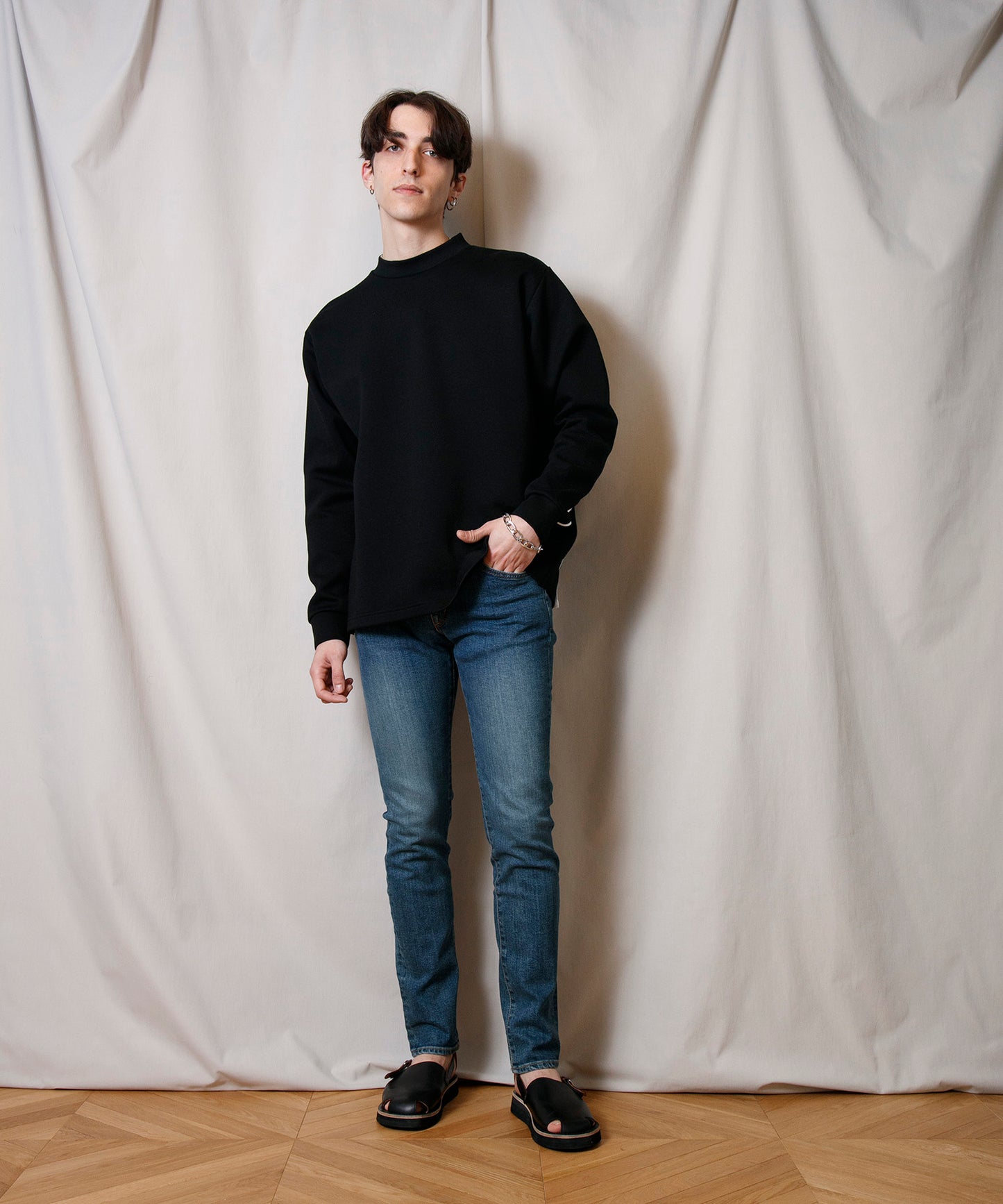 Line Tape Long Sleeve T