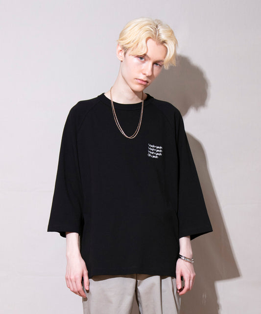 Relaxed fit raglan T