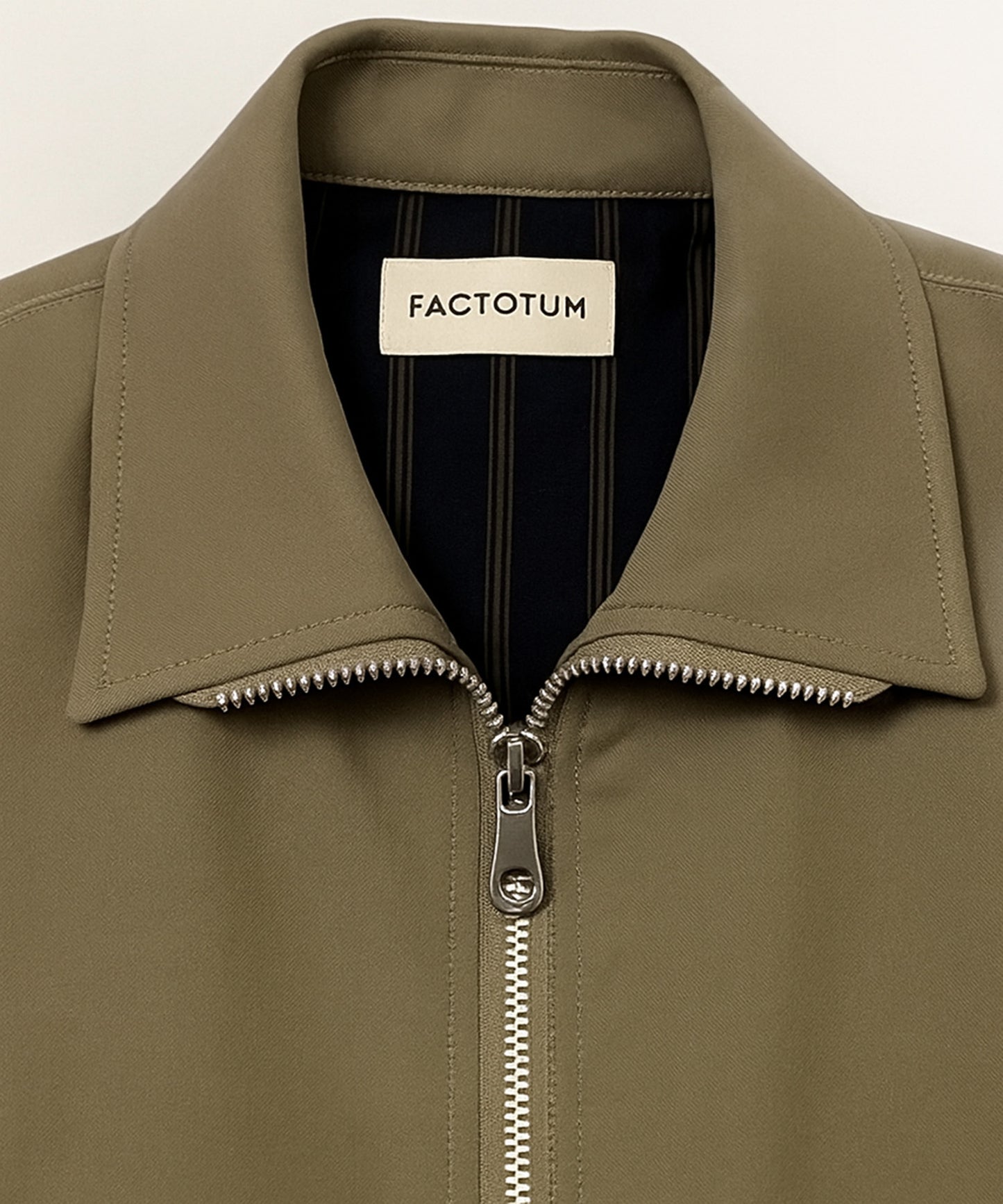 ＜予約: 11月下旬納品予定＞Serge Flight Jacket