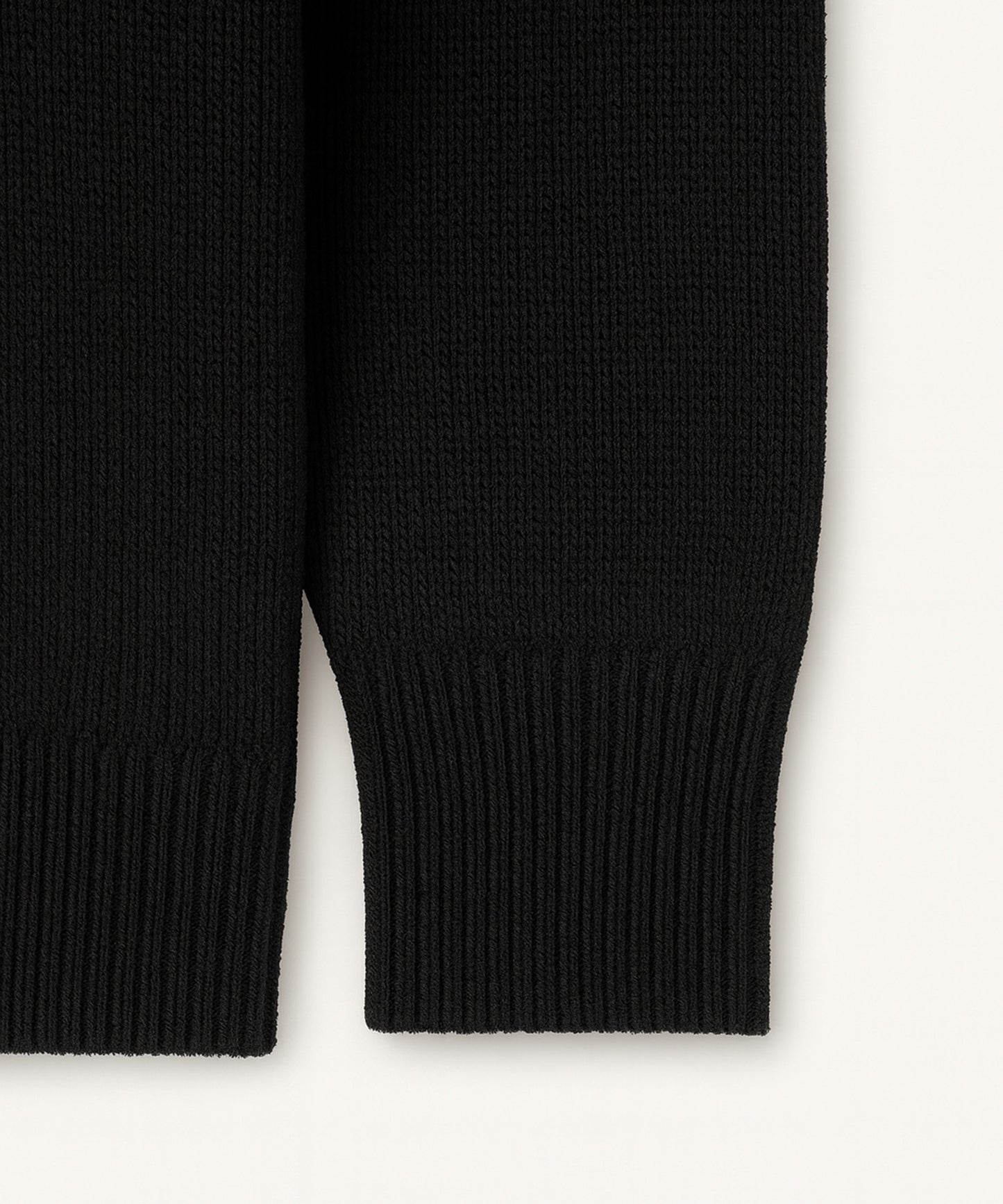 ＜予約: 12月上旬納品予定＞5G Seed Stitch V Knit